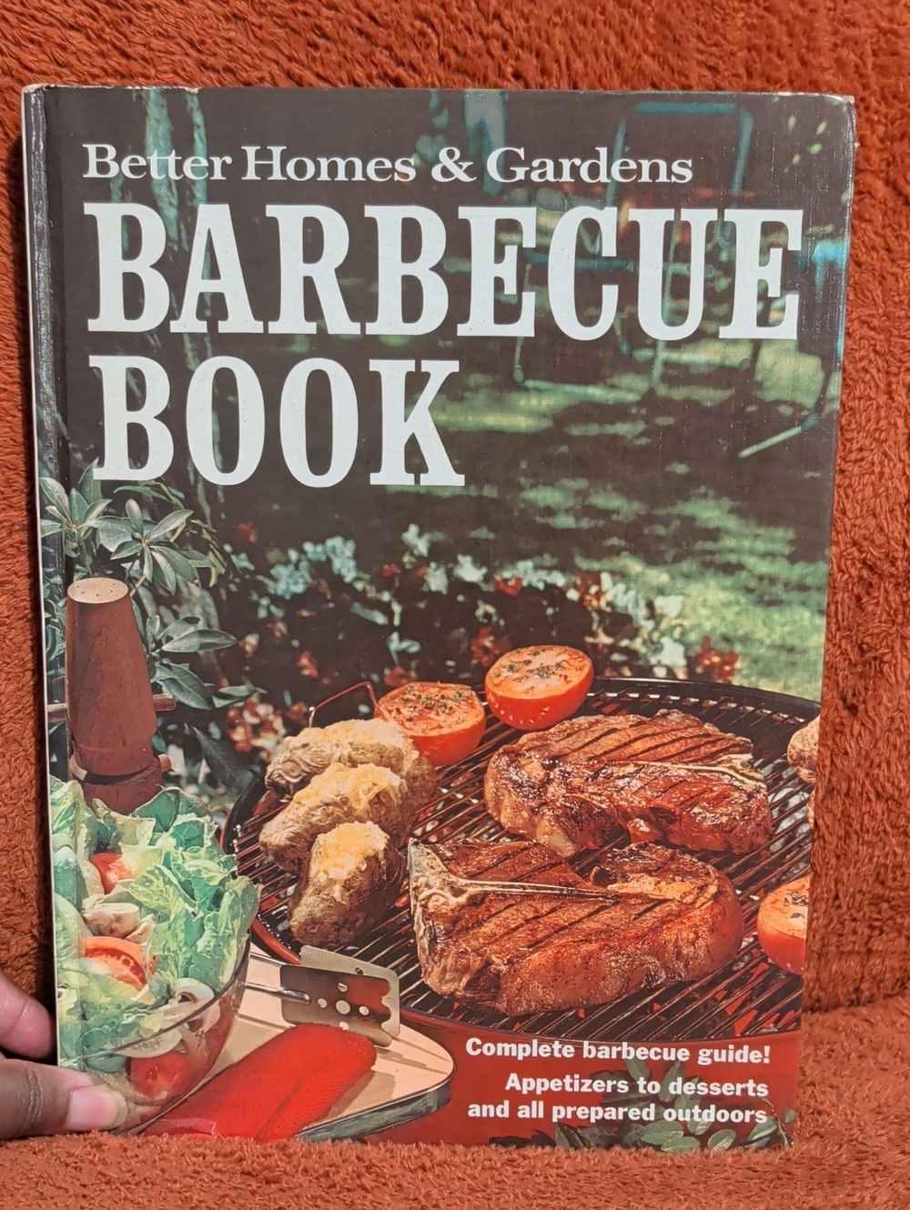 Better Homes & Gardens Barbecue Book – ( Hardcover)
